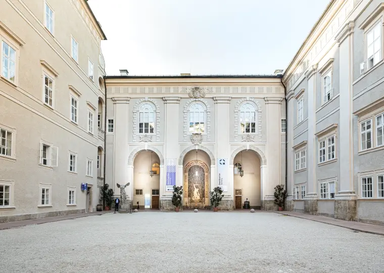 innenhof residenz salzburg